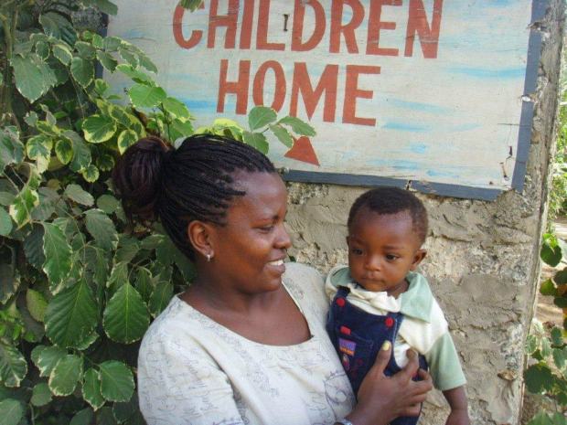 549387_577475432280654_94221236_n